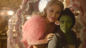 Critique de « Wicked » : Cette comédie musicale s’envole comme un futur classique envoûtant et éblouissant