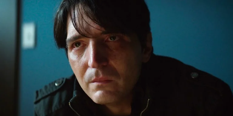 Vous aimez « Companion » ? L'adaptation sous-estimée de Stephen King par Sophie Thatcher est désormais disponible gratuitement sur Rotten Tomatoes
