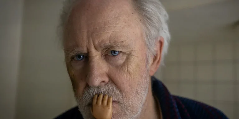 La bande-annonce de « The Rule of Jenny Pen » montre Geoffrey Rush à bout de nerfs avec John Lithgow