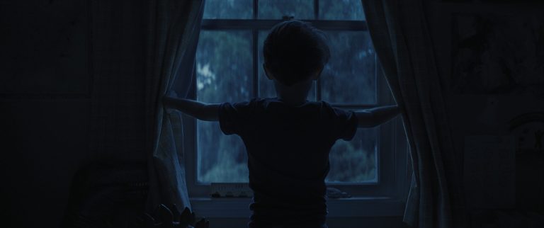 Critique de 'Weapons' : La jeunesse qui ne pouvait pas frissonner et trembler
