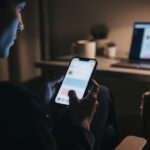 découvrez comment reposter une story instagram discrètement sans être identifié facilement, avec des astuces simples et efficaces pour préserver votre anonymat.