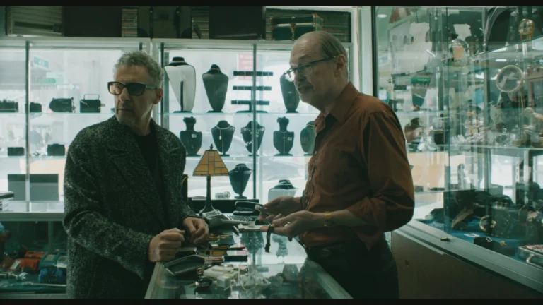 Critique de « The Only Living Pickpocket in New York » : John Turturro brille dans ce drame policier à l’ancienne